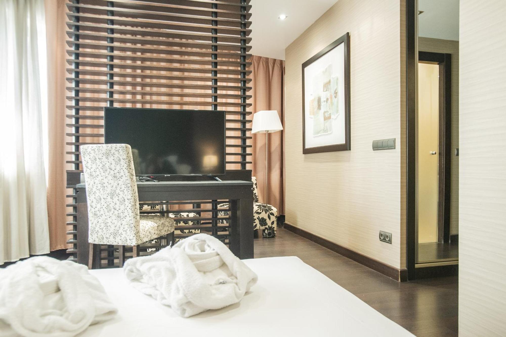 Azz Asturias Langrehotel & Spa Langreo Buitenkant foto