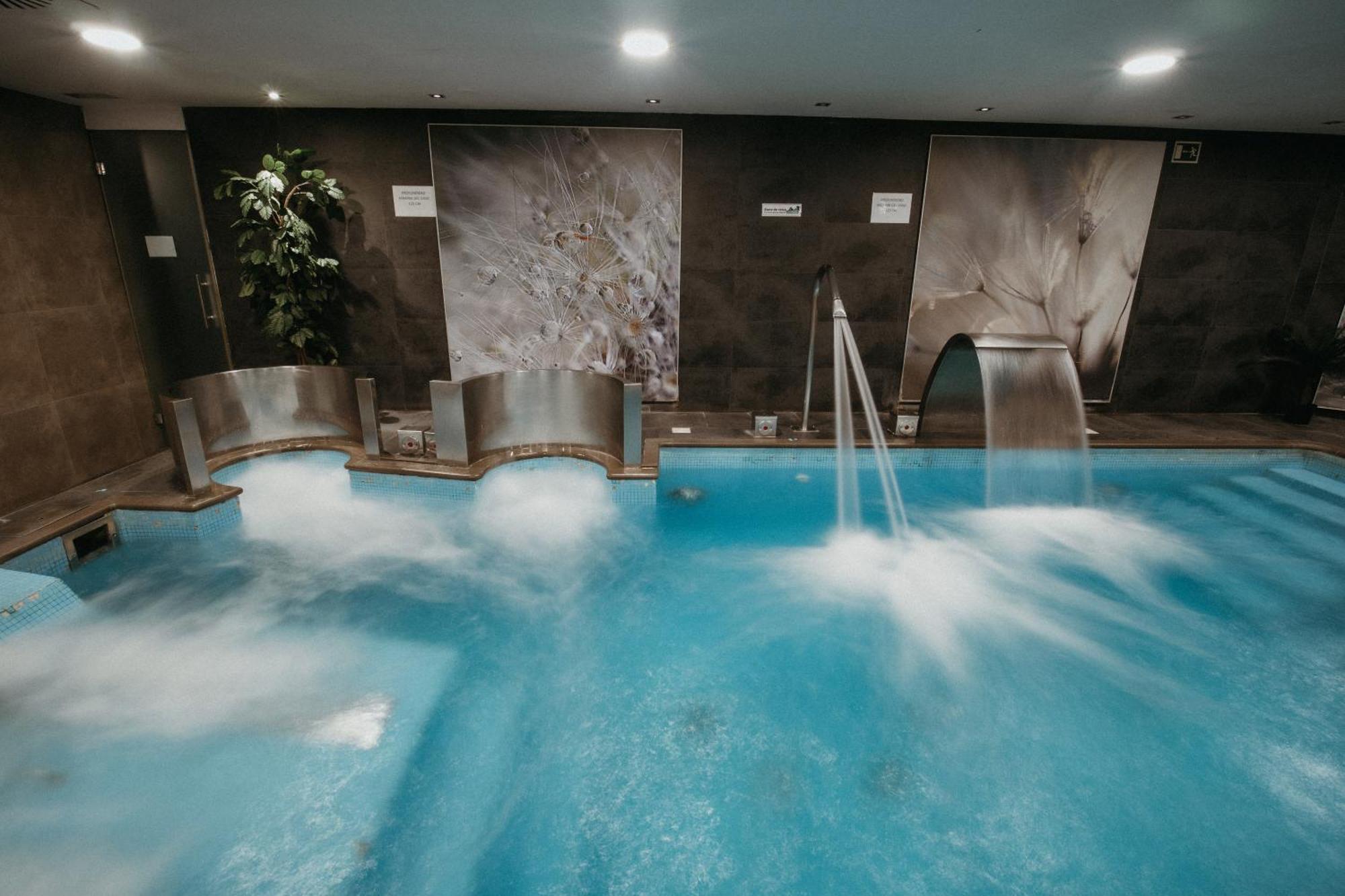 Azz Asturias Langrehotel & Spa Langreo Buitenkant foto